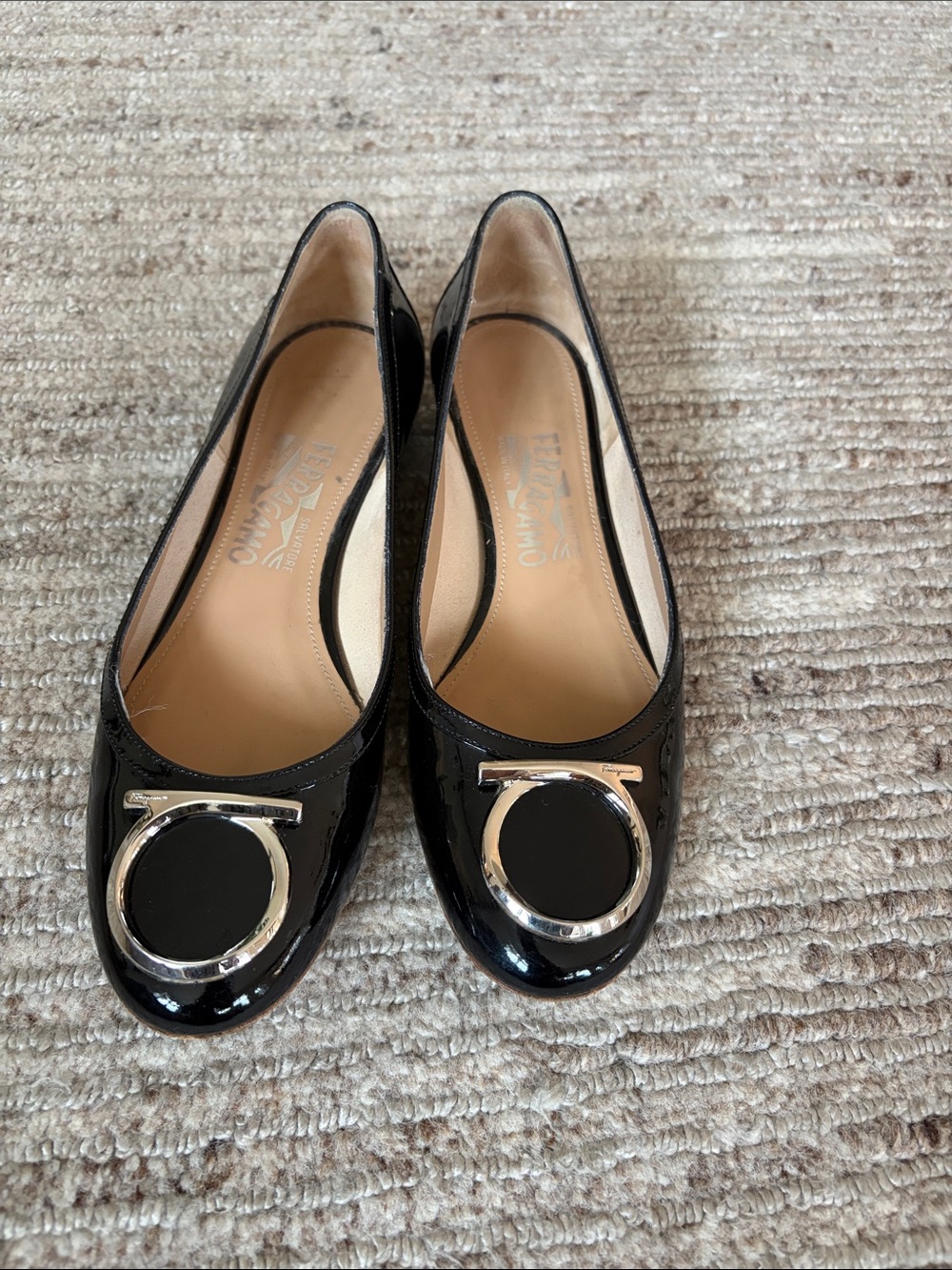 Salvatore Ferragamo Black Patent Leather Round-Toe Ballet Flats with Logo Accent